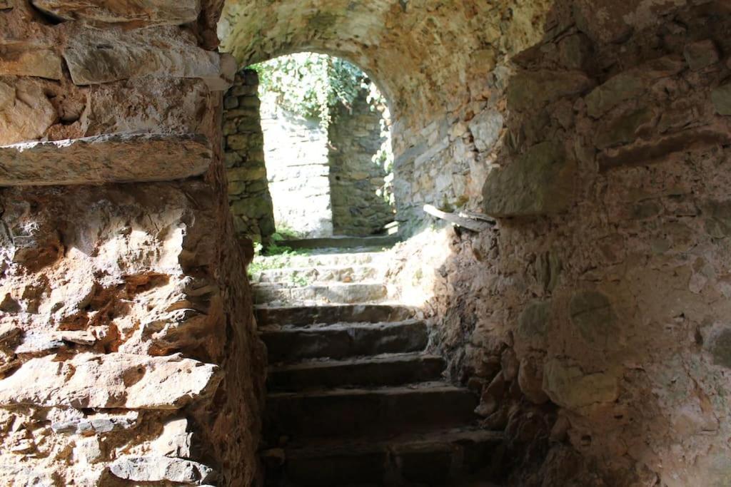 Casa Nel Borgo Antico Villa Quaratica Luaran gambar