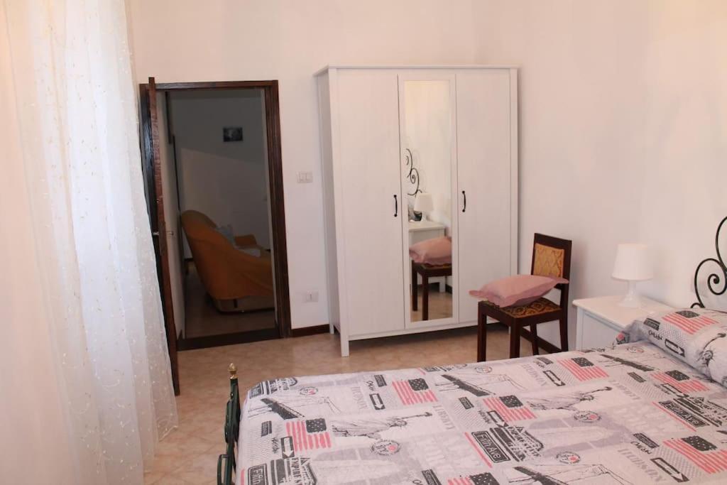 Casa Nel Borgo Antico Villa Quaratica Luaran gambar